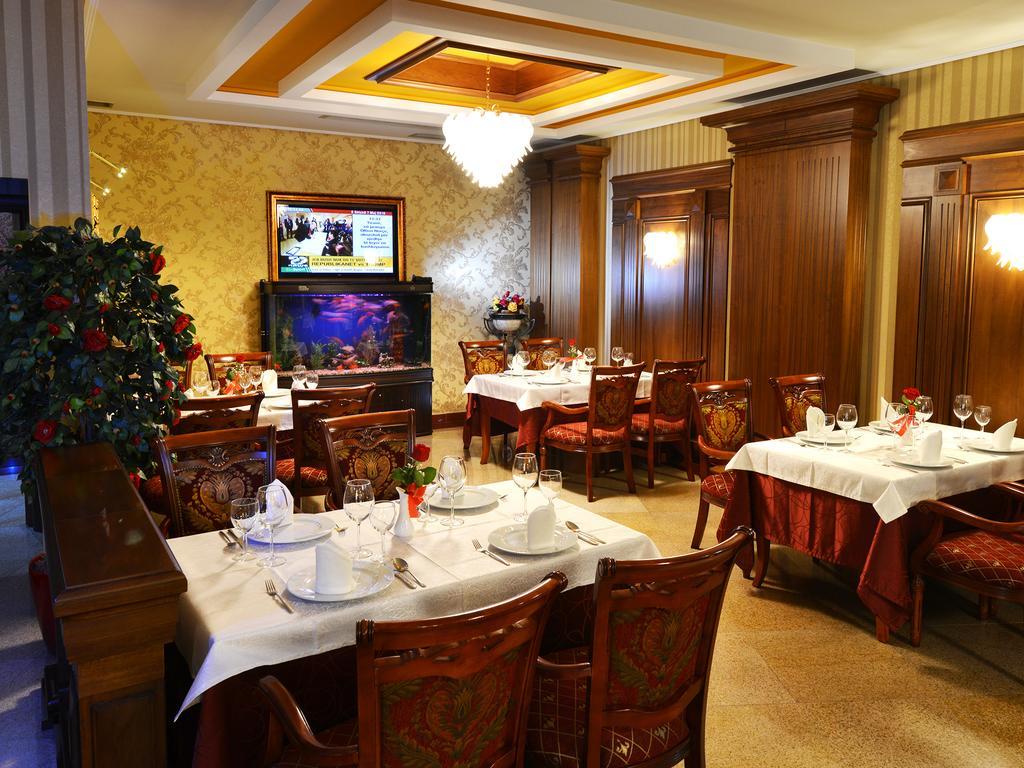 Hotel Austria Tirana Exterior photo