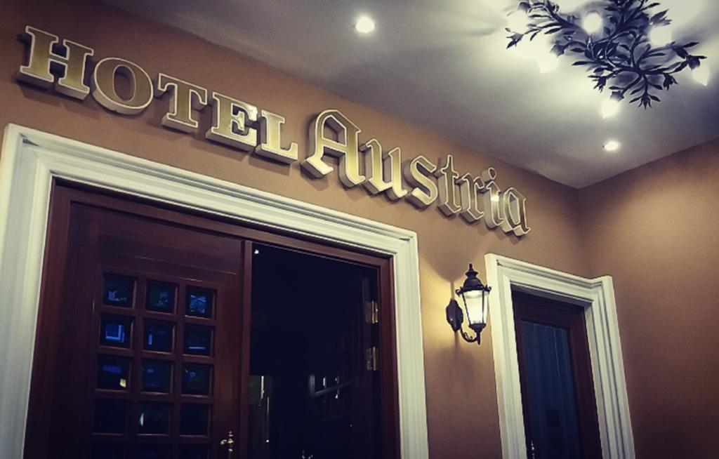 Hotel Austria Tirana Exterior photo