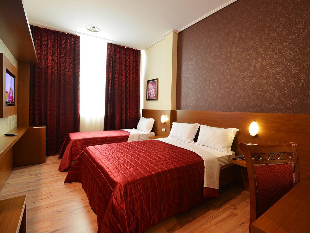 Hotel Austria Tirana Exterior photo