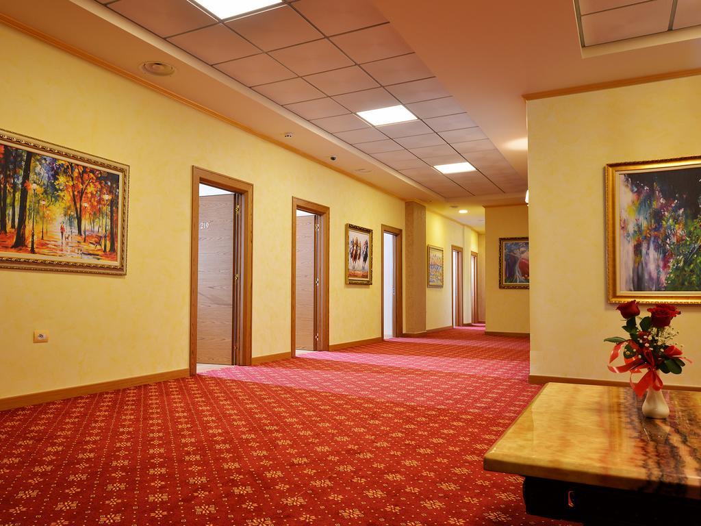Hotel Austria Tirana Exterior photo