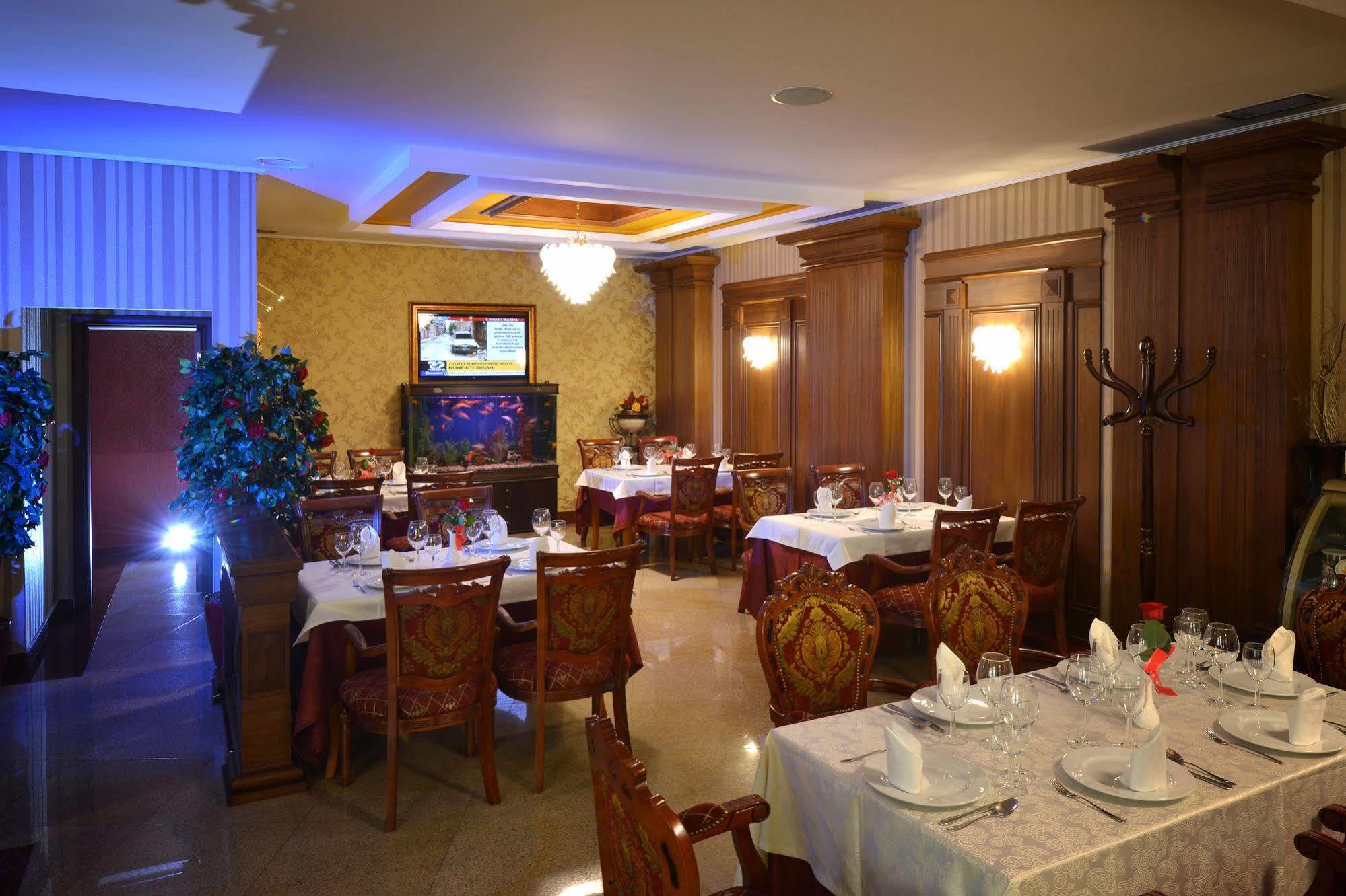 Hotel Austria Tirana Exterior photo