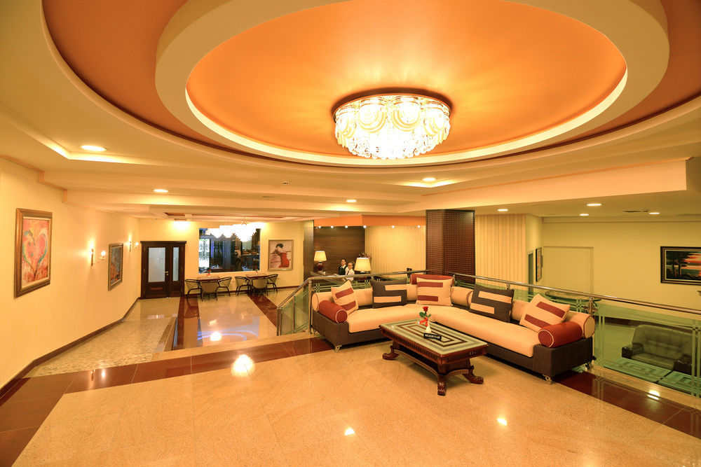 Hotel Austria Tirana Exterior photo